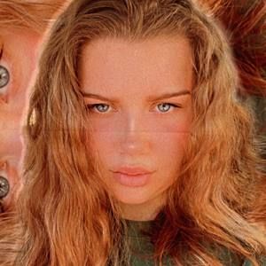 Meet your Posher, Karin